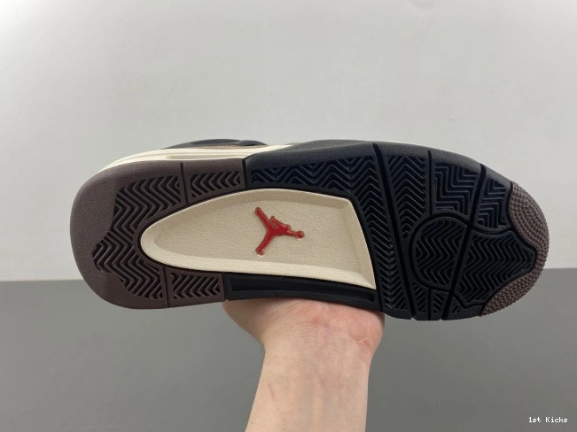 1st Kicks TS Travis Brown AJ4-882335 Scott Air Retro 4 x Jordan 0808